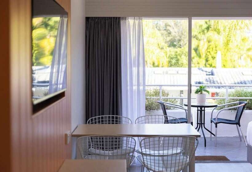 בית מלון כפרי The Cubana Resort Nambucca Heads