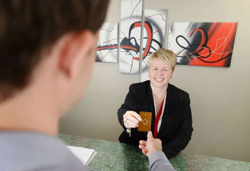 هتل The Gladstone