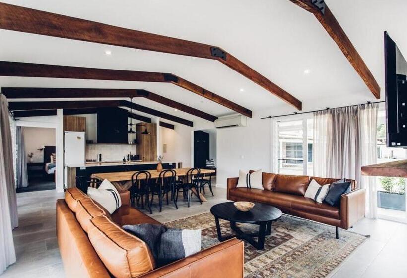 בית מלון כפרי The Lodge Bellingen