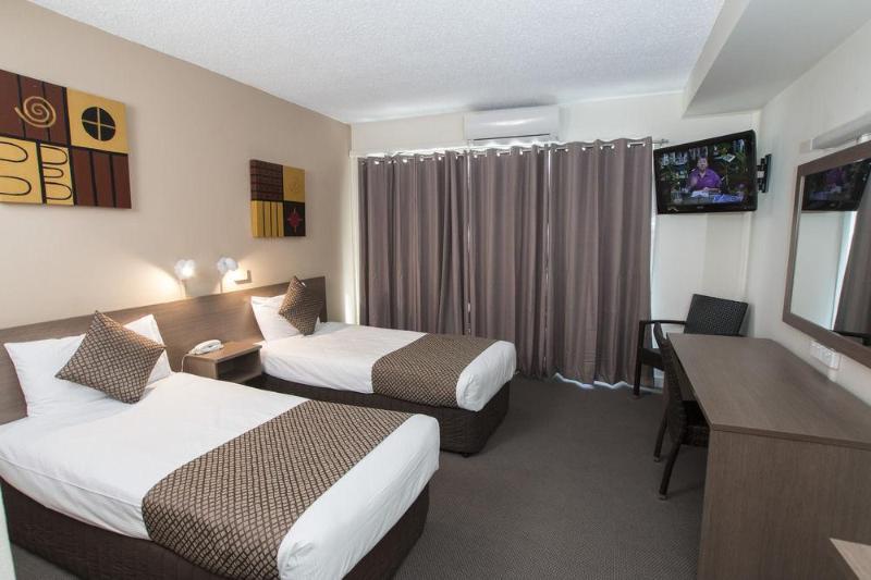 Отель The Metropolitan Spring Hill