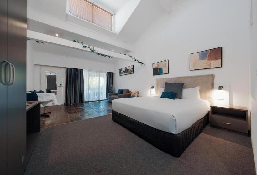 בית מלון כפרי The Select Inn Gosford