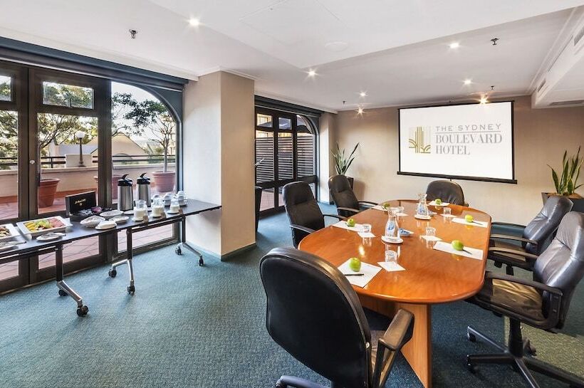 בית מלון כפרי The Sydney Boulevard