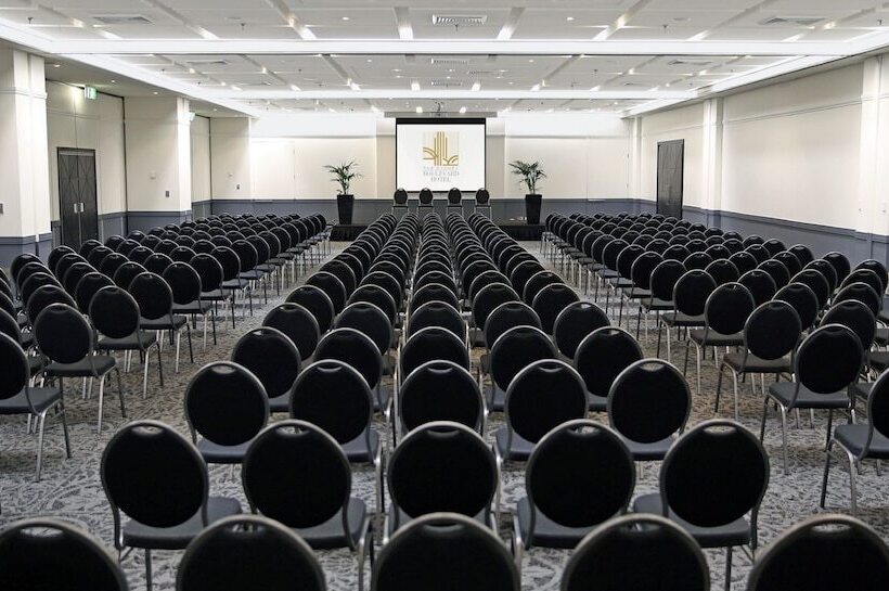 בית מלון כפרי The Sydney Boulevard