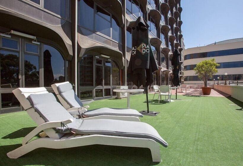 فندق The Sydney Boulevard