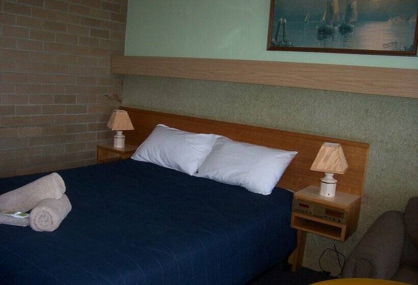 فندق Town Centre Motor Inn