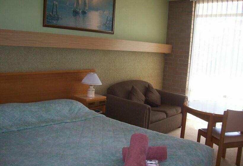 فندق Town Centre Motor Inn