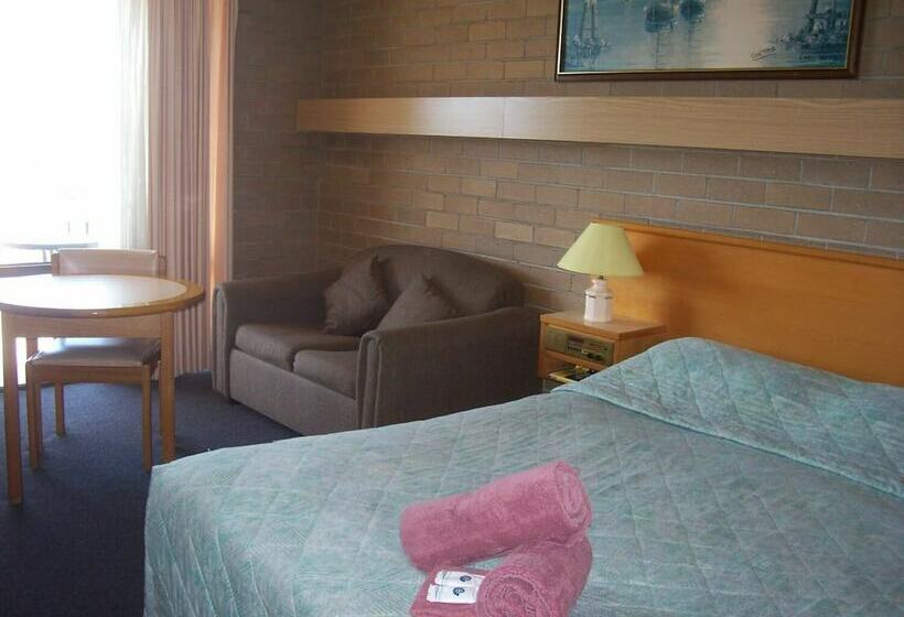 فندق Town Centre Motor Inn