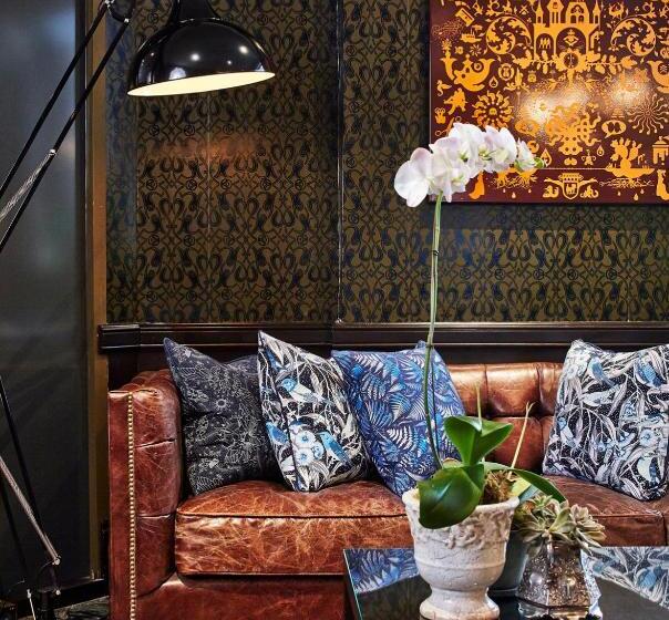 هتل View Brisbane