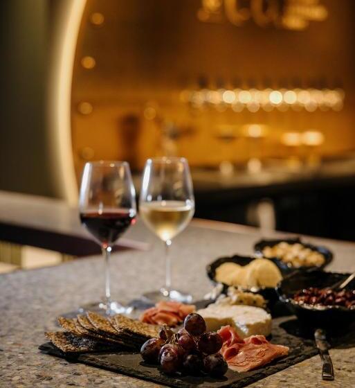 בית מלון כפרי Voco Brisbane City Centre, An Ihg