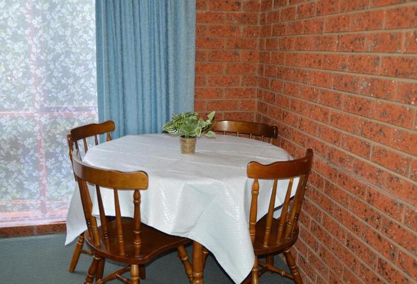 هتل Whalers Rest Motor Inn