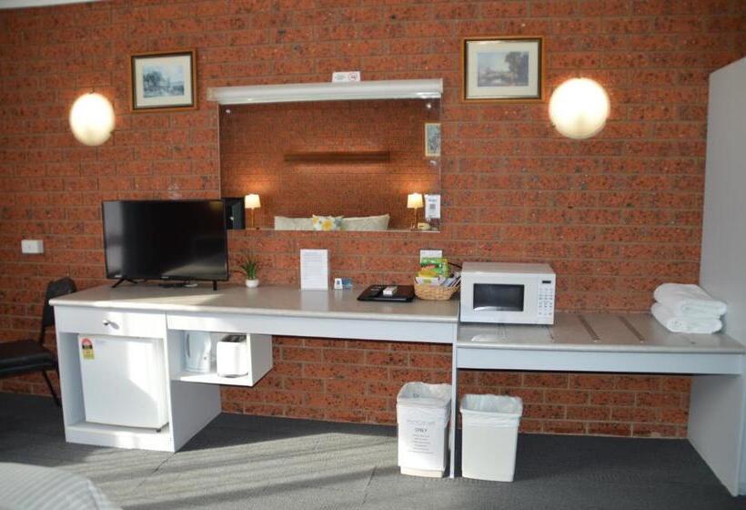 هتل Whalers Rest Motor Inn