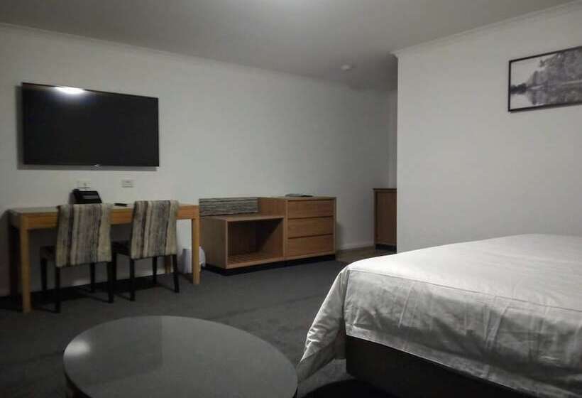 בית מלון כפרי Winning Post Motor Inn