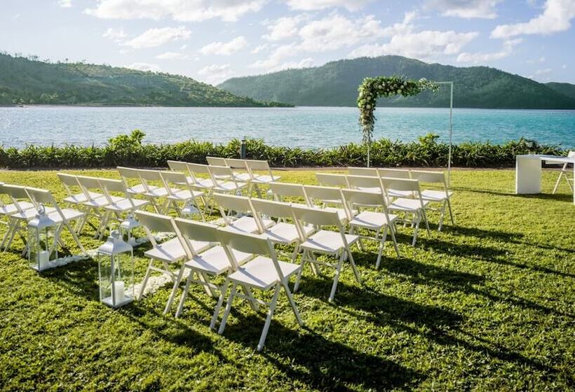 استراحتگاه Intercontinental Hayman Great Barrier Reef