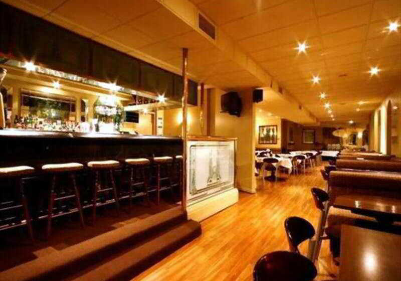 Jika International Motel Conference Centre & Restaurant