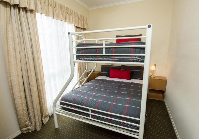 Отель Breakfree Port Pirie