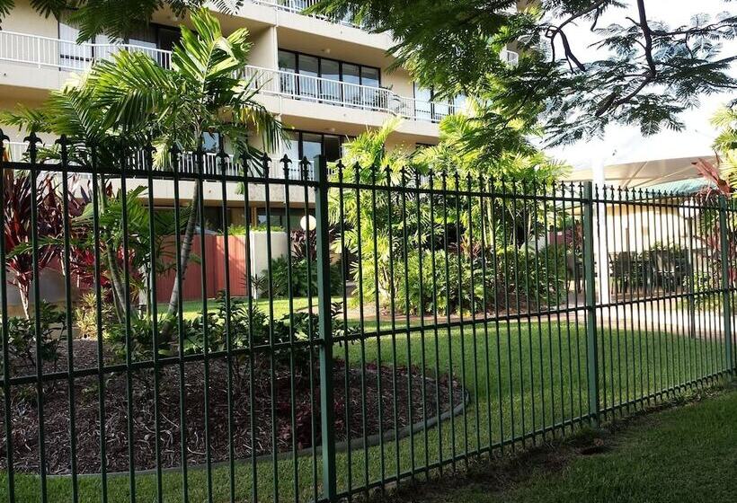 Kirribilli Riverfront Apartments