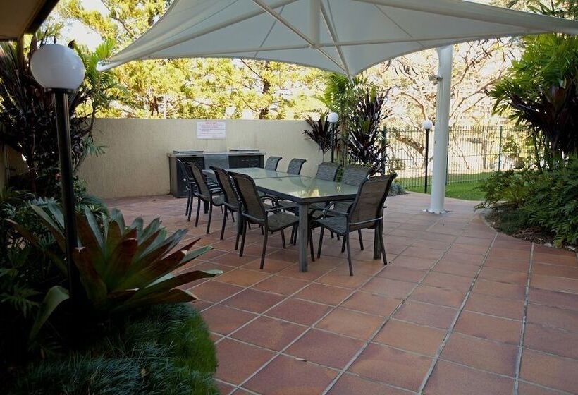 Kirribilli Riverfront Apartments