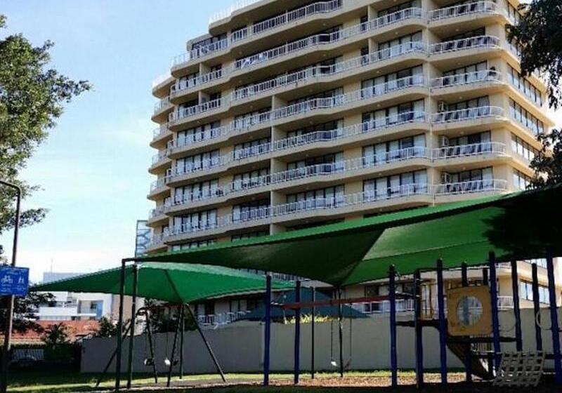 Kirribilli Riverfront Apartments