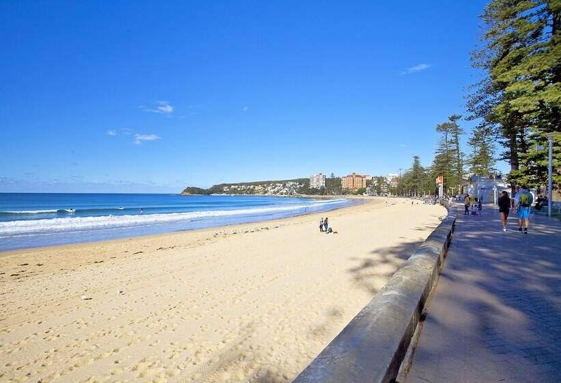 Manly Paradise Motel & Apartments