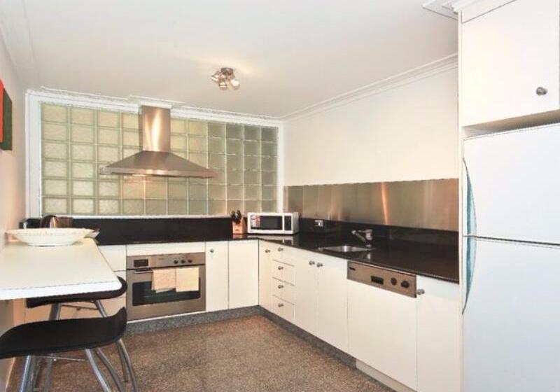 Manly Paradise Motel & Apartments