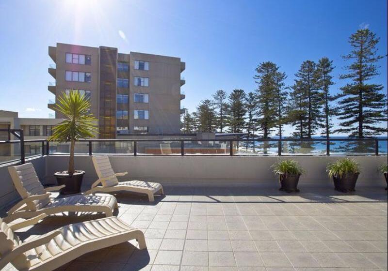 Manly Paradise Motel & Apartments