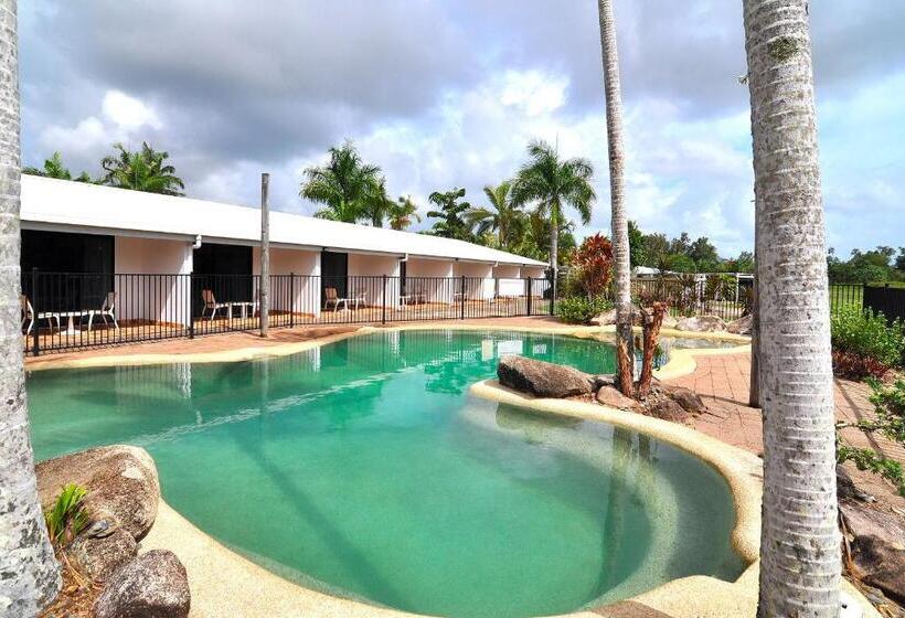 Mission Beach Resort