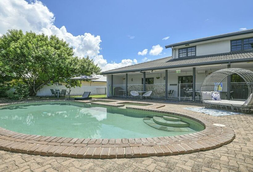 مُتل Alara Motor Inn