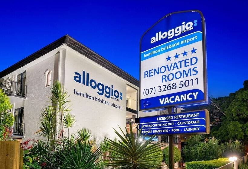 مُتل Hamilton Brisbane Airport