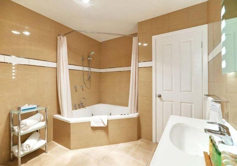 مُتل Beachfront Voyager Motor Inn