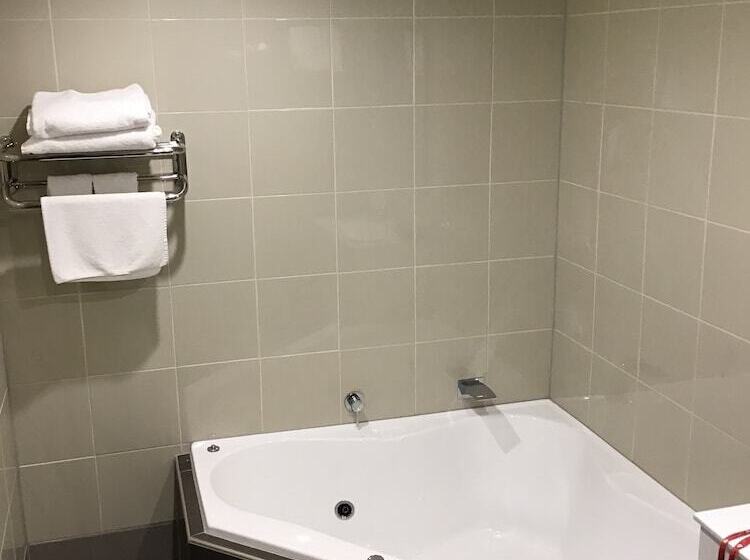 מוטל Best Western Melbourne Airport