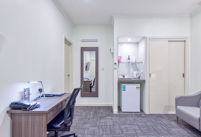 מוטל Best Western Melbourne Airport