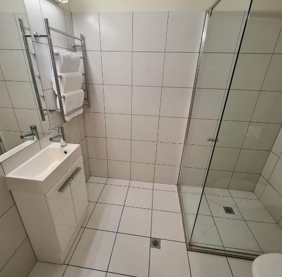 مُتل Cottonwood Motor Inn