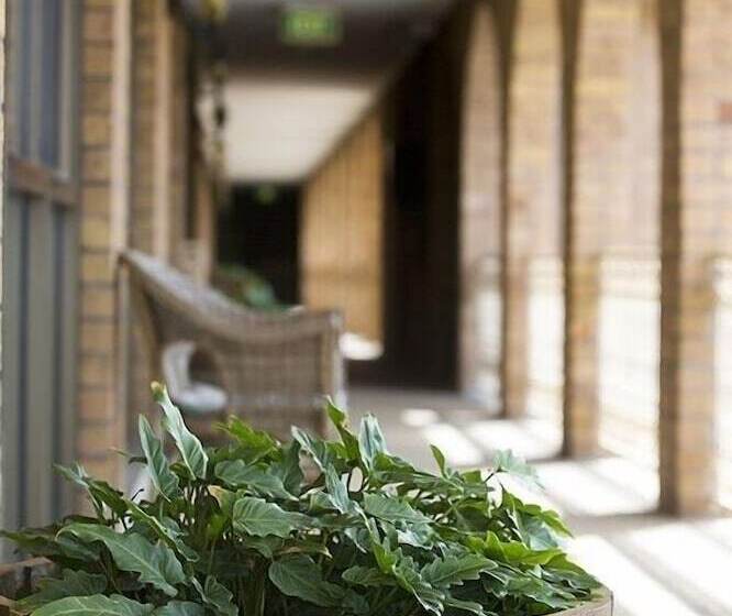 מוטל Cumberland Motor Inn