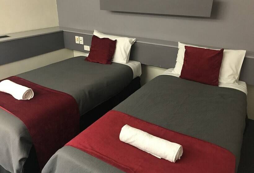 مُتل Emerald Central Hotel Official