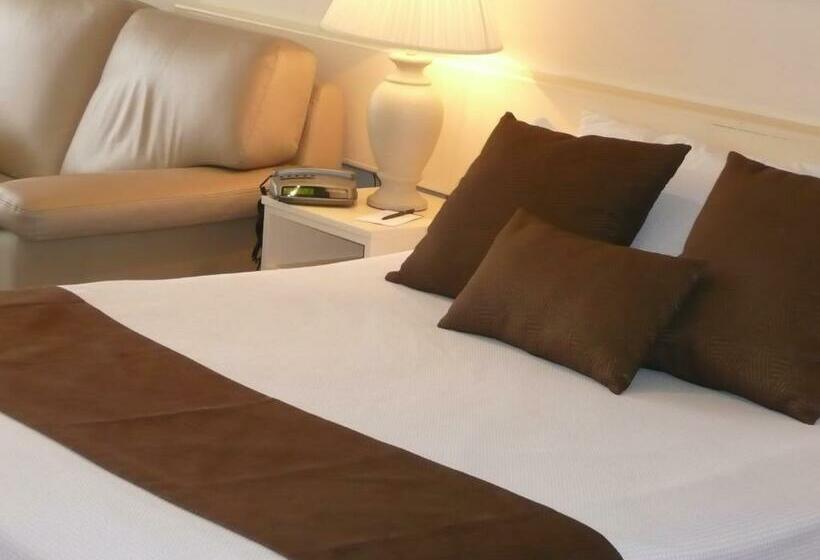 מוטל Frankston International