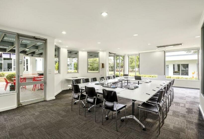 모텔 Doncaster Apartments By Nightcap Plus