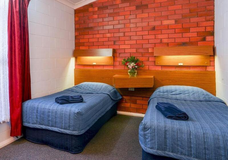 מוטל Rest Point Motor Inn