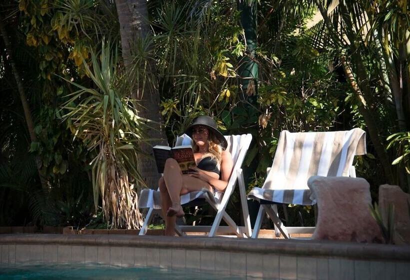 مُتل Roebuck Bay