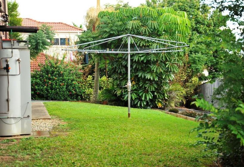 מוטל Sunnybank Star