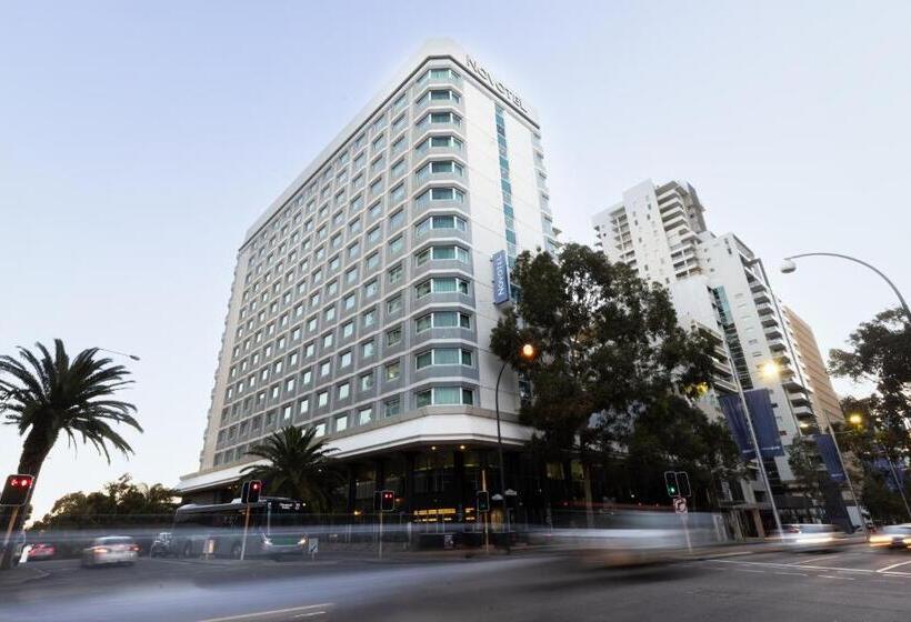 Novotel Perth Langley