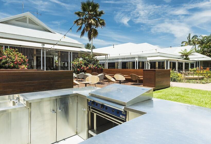 Oaks Port Douglas Resort