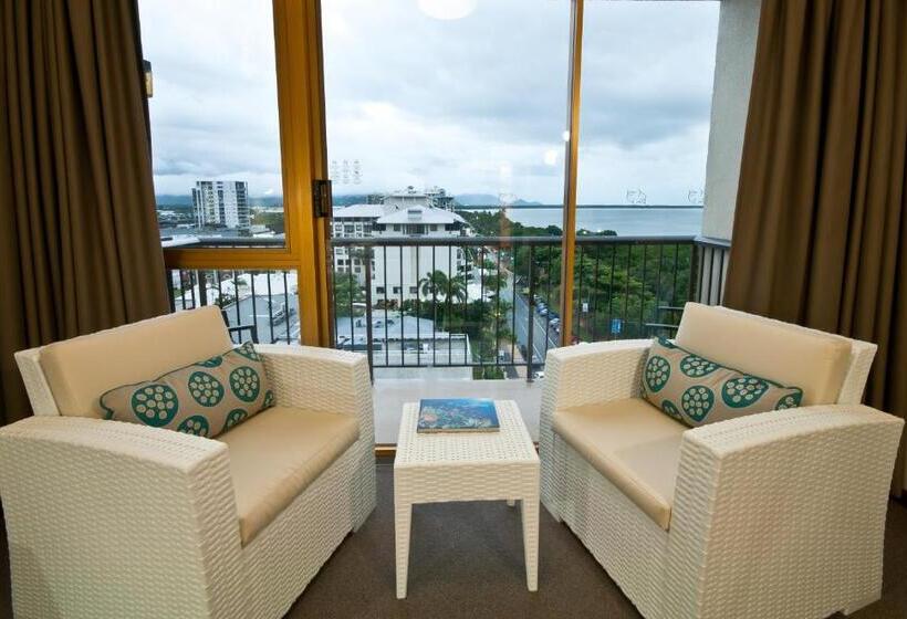 Pacific Hotel Cairns