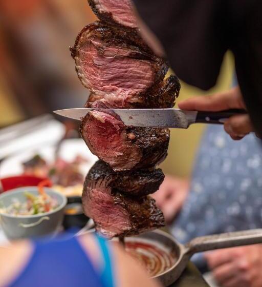 Pacific Hotel Cairns