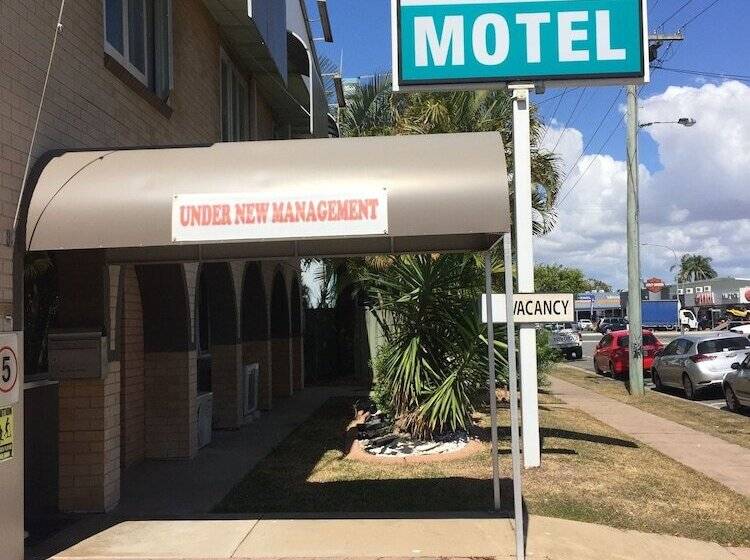Paradise Motel