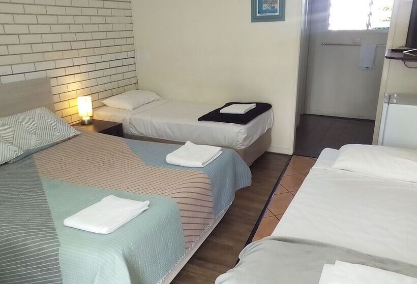 Paradise Motel