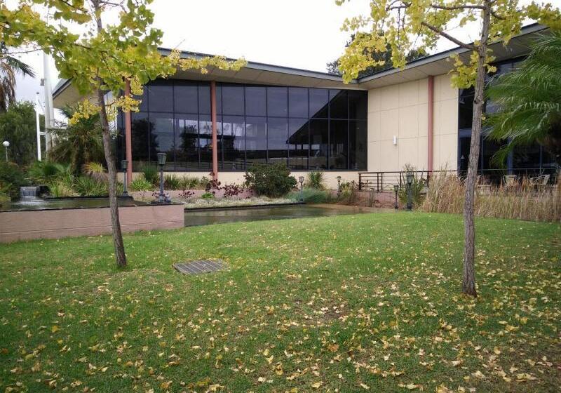 Курорт Breakfree Wirrina Cove