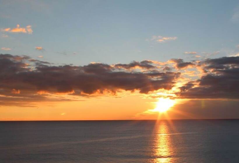 Курорт Mantra Bunbury