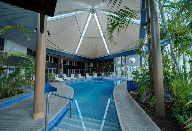 Курорт Mantra Bunbury