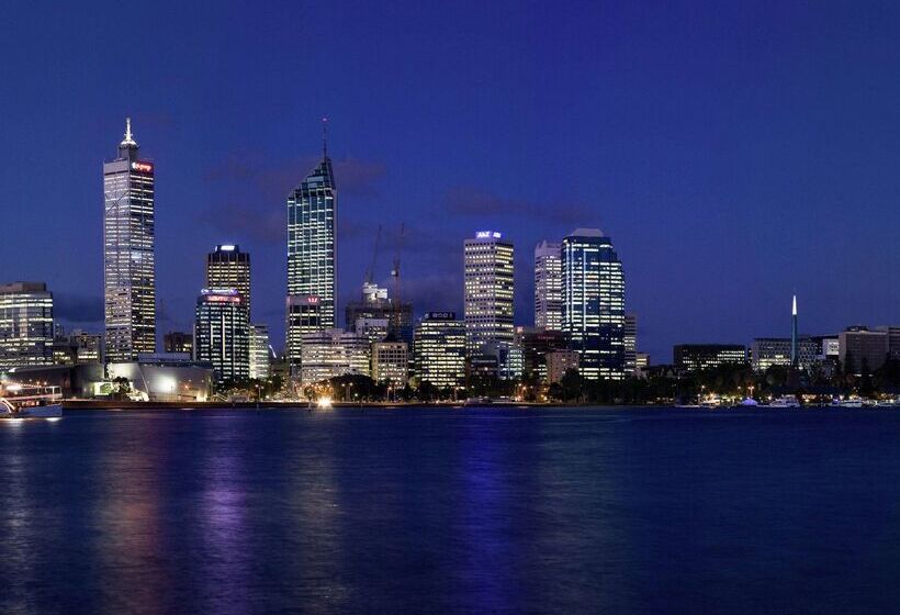 Курорт Mantra Bunbury