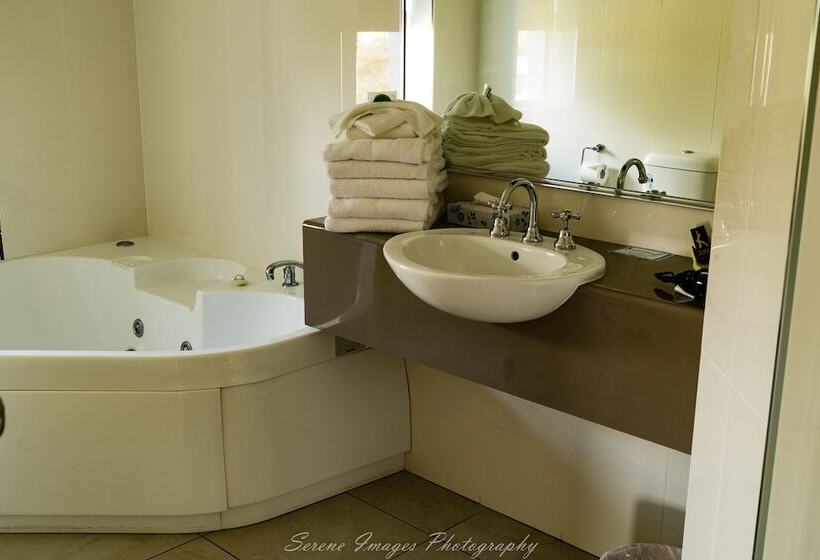 אתר נופש Ocean International